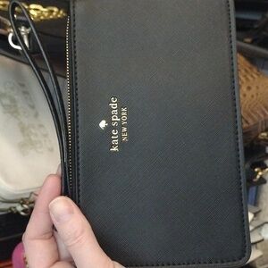 FREE GIVEAWAY KATE SPADE WRISTLET + FREE SHIPPING